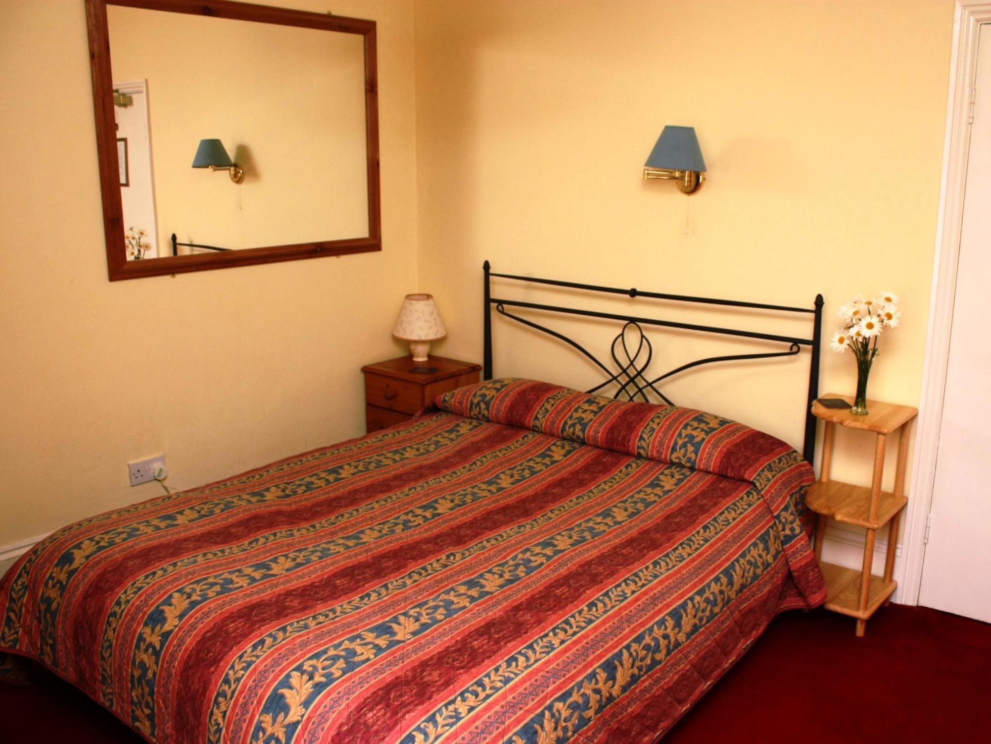 Victoria Lodge Guest House Salisbury Ngoại thất bức ảnh